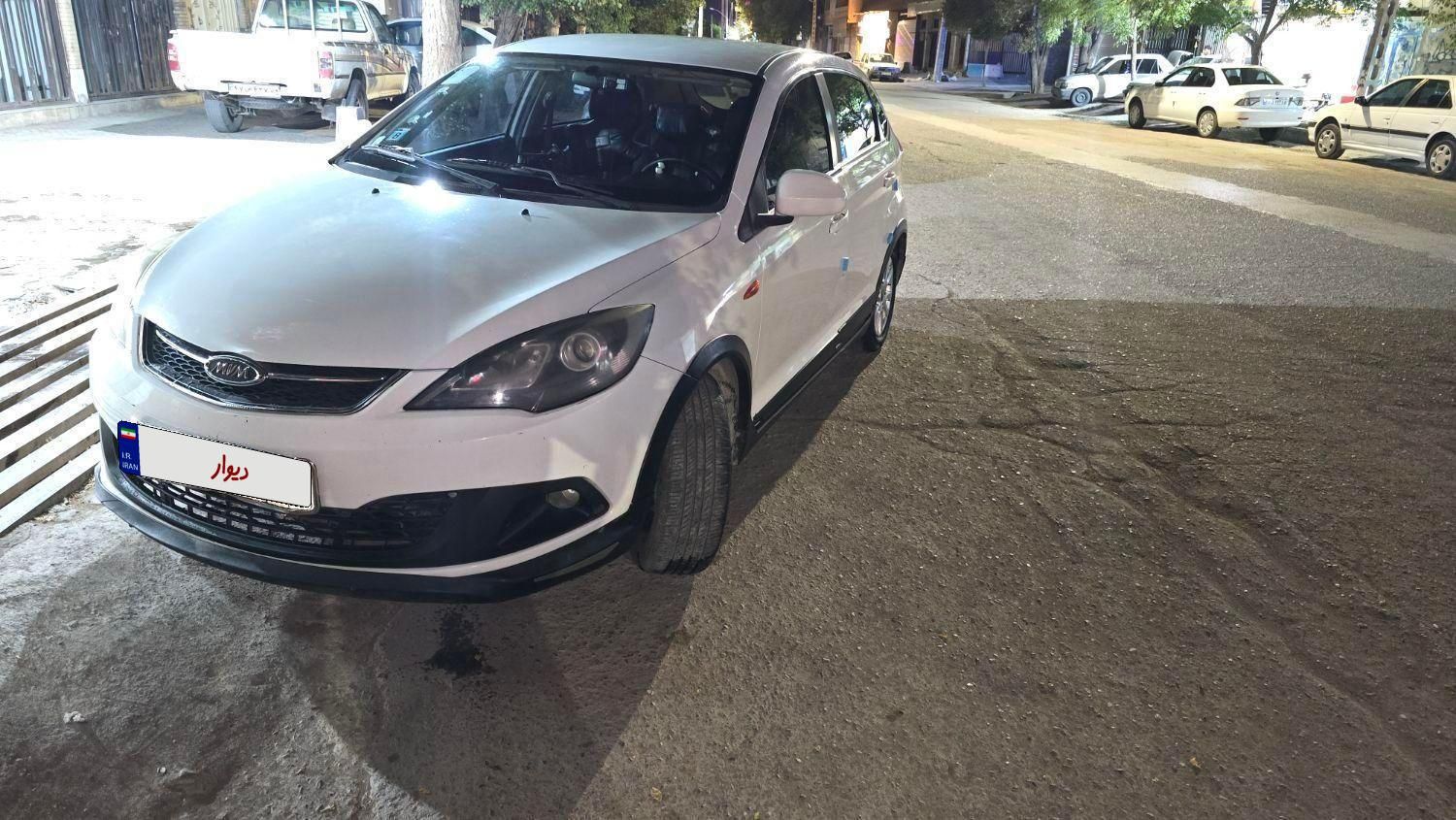 ام وی ام 315 هاچ بک اسپرت لاکچری - 1395