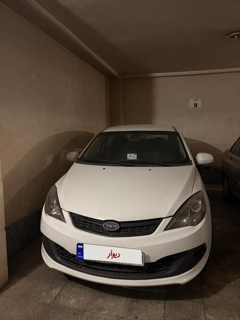 ام وی ام 315 هاچ بک ساده دنده ای - 1395