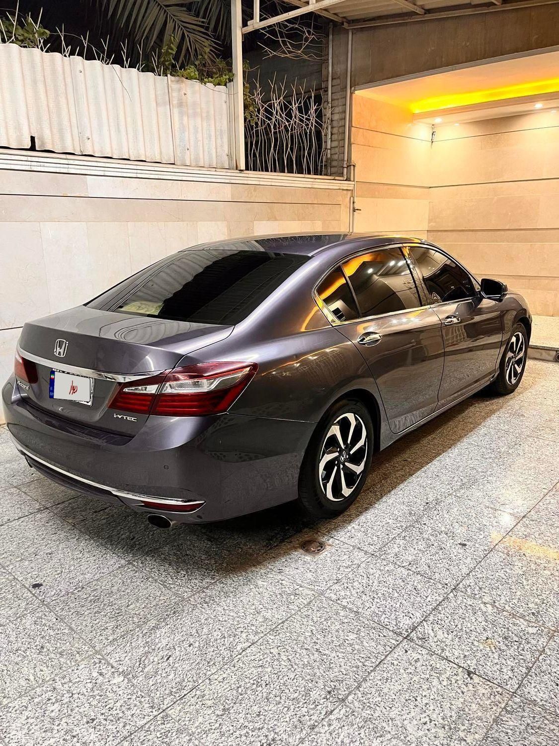 هوندا آکورد EX-B - 2016