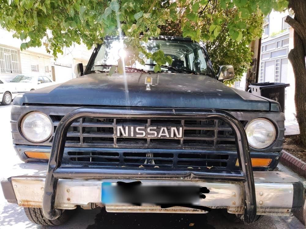 نیسان پاترول چهار درب 6 سیلندر - 1375