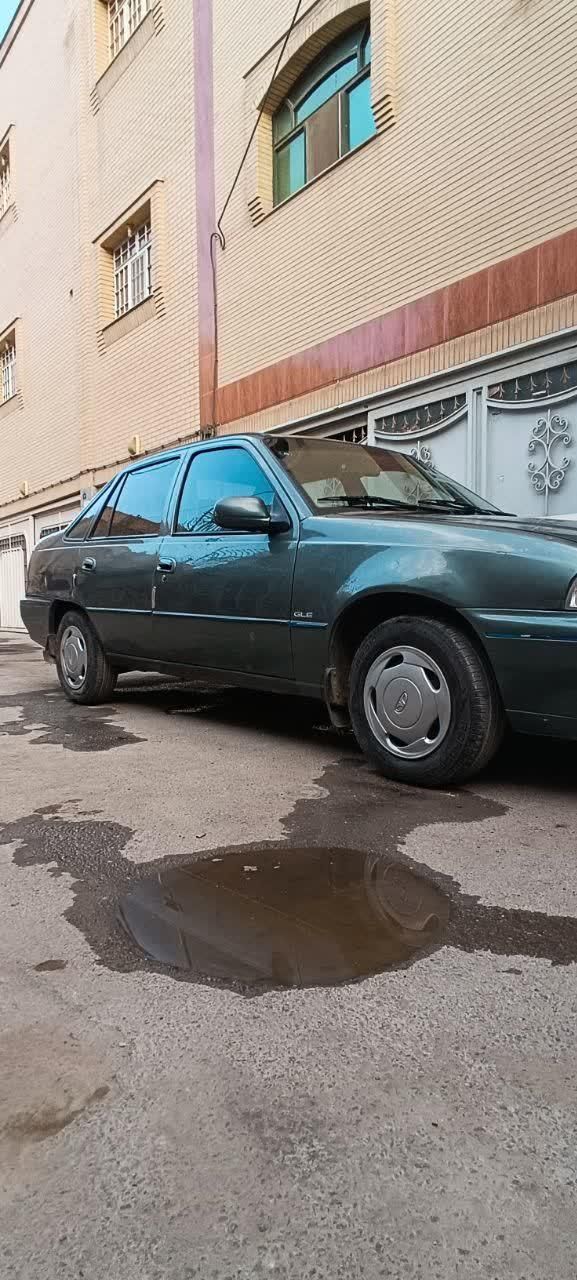 دوو سیلو سدان - 1376