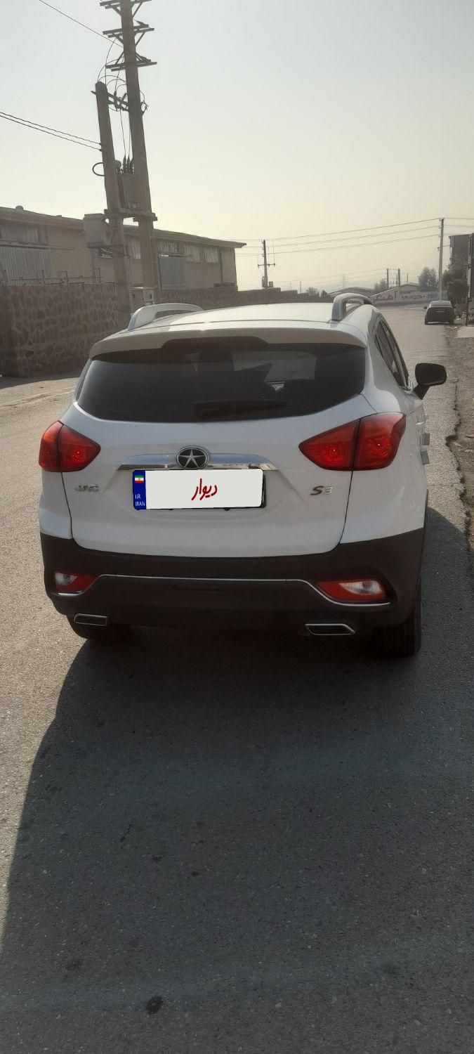 جک S3 اتوماتیک - 1402
