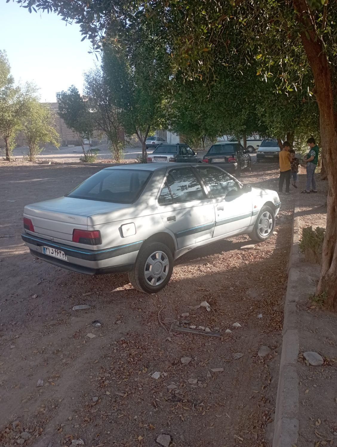 پژو 405 GL - 1373