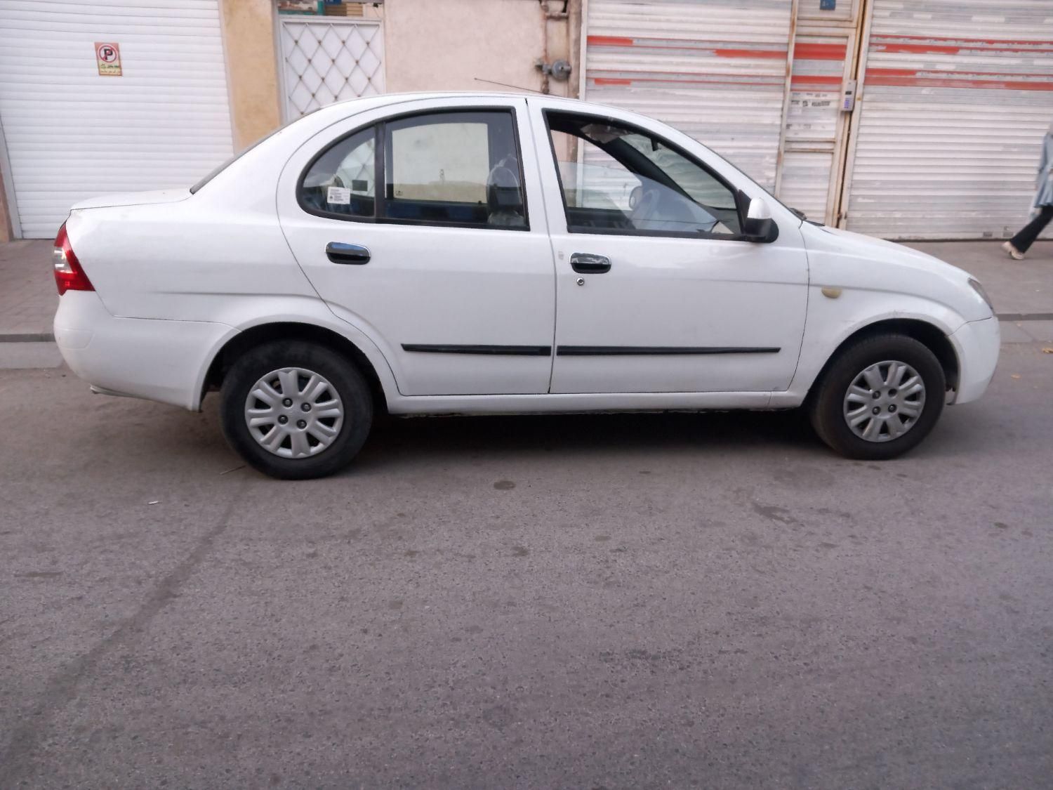 تیبا صندوق دار SX - 1396
