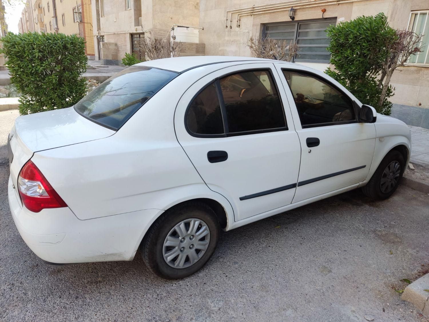 تیبا صندوق دار SX - 1395