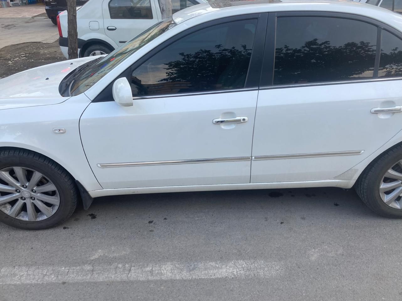 هیوندای سوناتا اتوماتیک NF 2400 - 2009