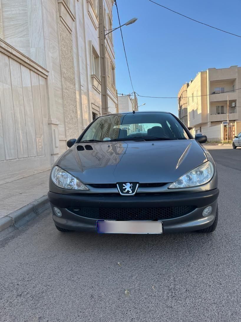 پژو ۲۰۶ صندوق دار v8 - 1394