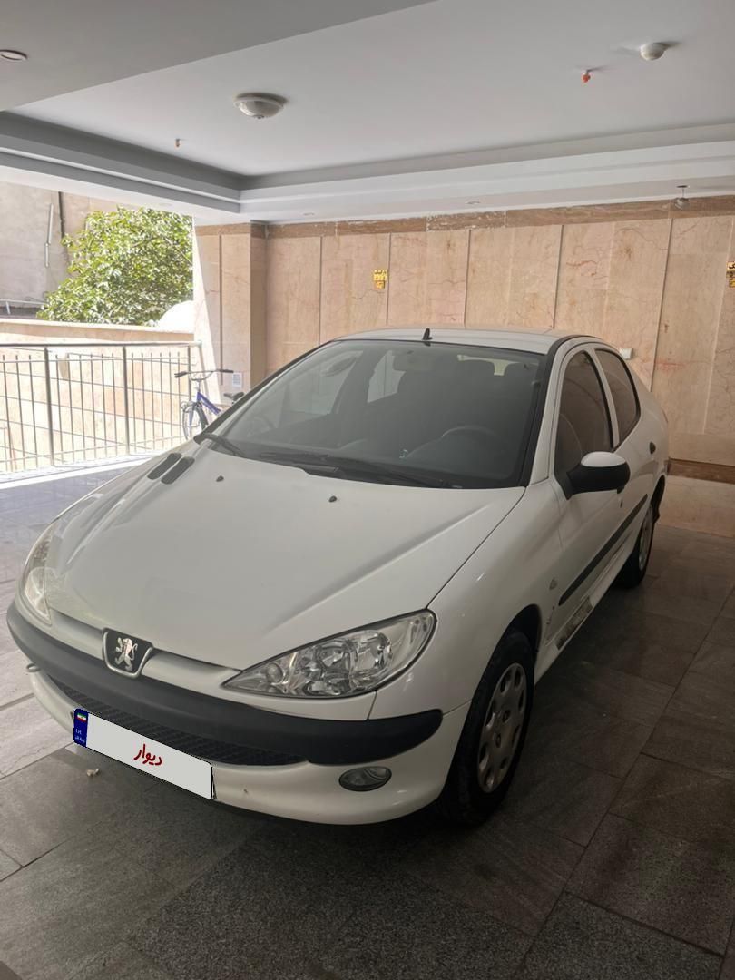 پژو ۲۰۶ صندوق دار v8 - 1398