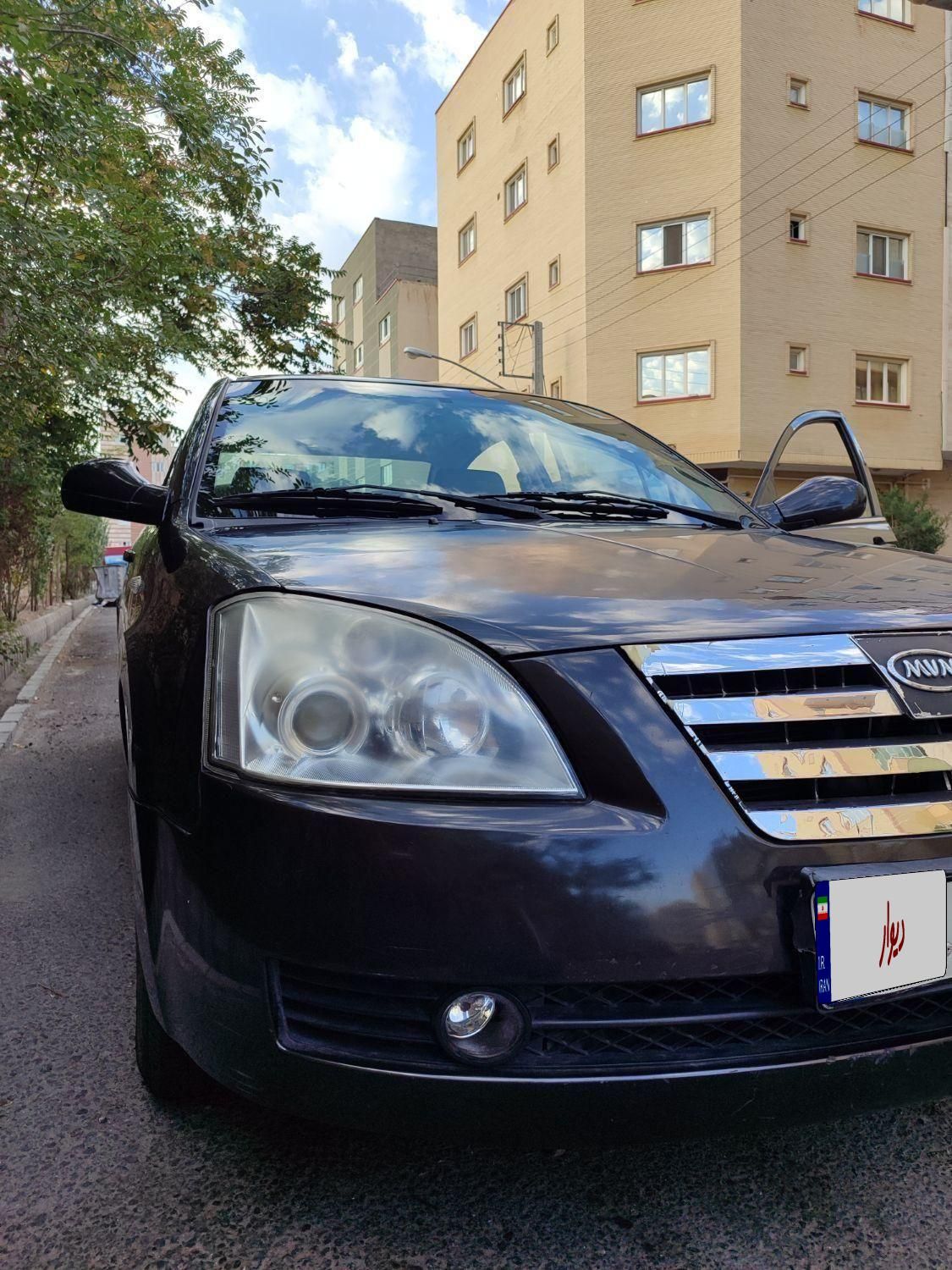 ام وی ام 530 دنده ای - 1390