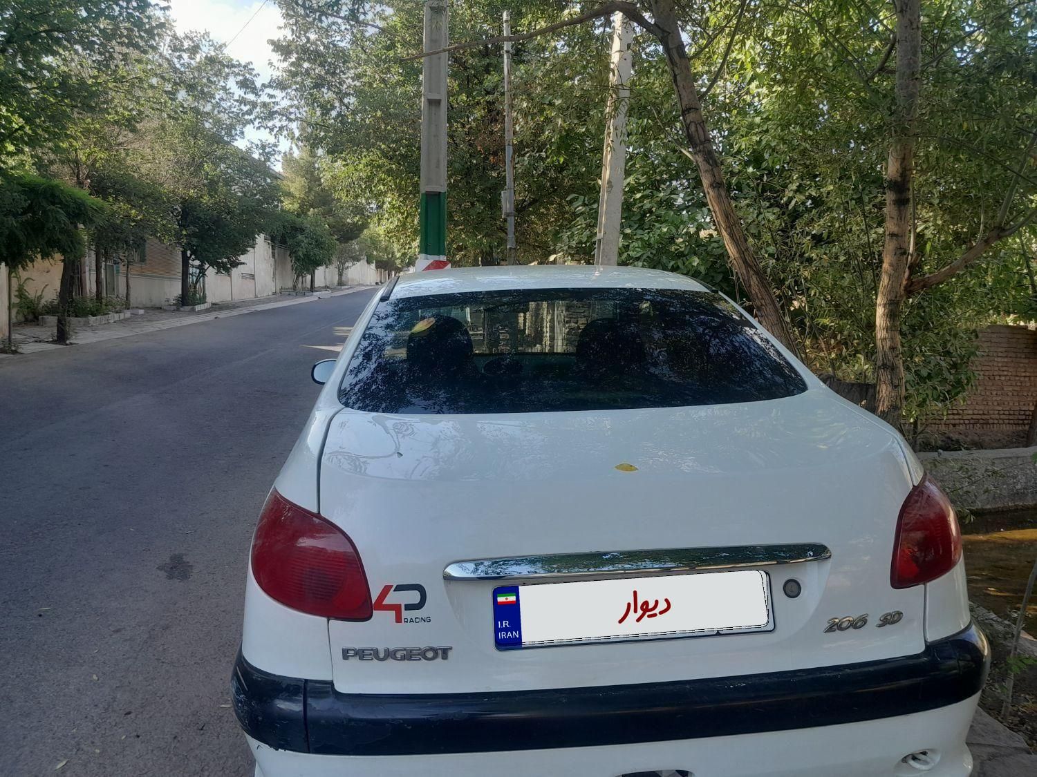 پژو ۲۰۶ صندوق دار v8 - 1389
