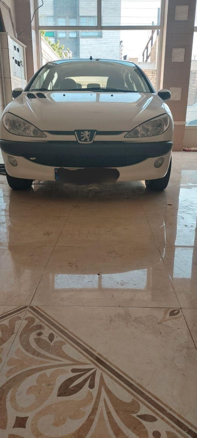 پژو ۲۰۶ صندوق دار v8 - 1395
