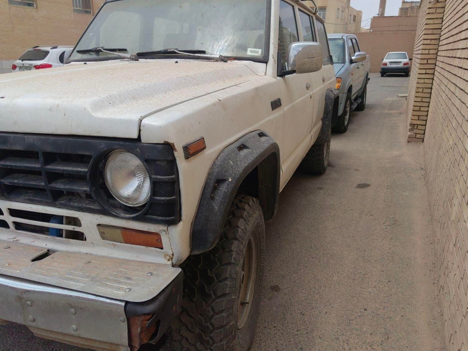 نیسان پاترول چهار درب 6 سیلندر - 1368