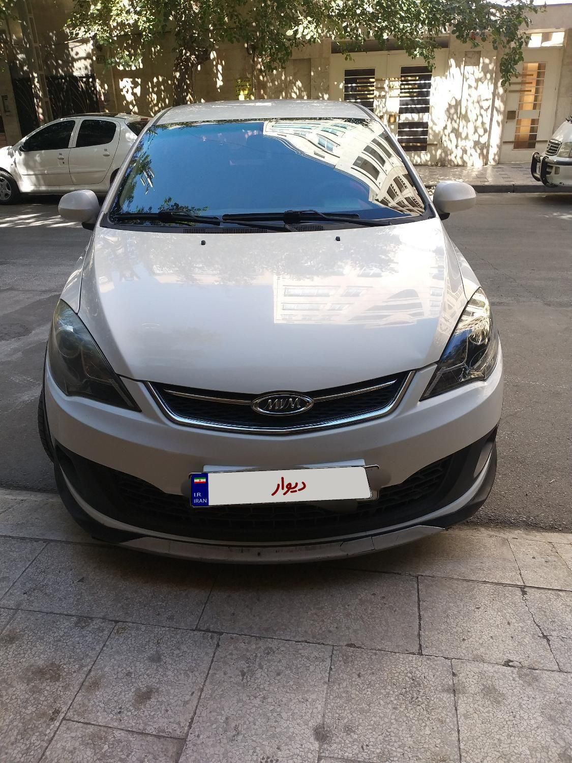 خودرو ام وی ام، 315 هاچ بک آگهی ann_19383796