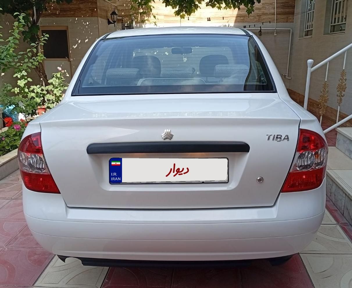 تیبا صندوق دار SX - 1400