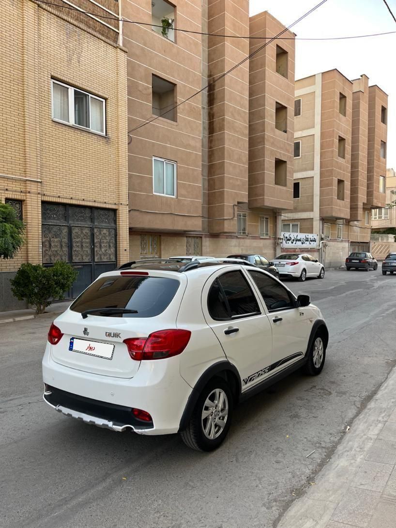 کوییک R دنده‌ای - 1399