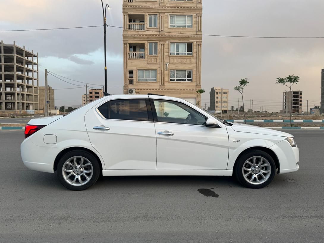 دنا پلاس توربو 6 دنده - 1401
