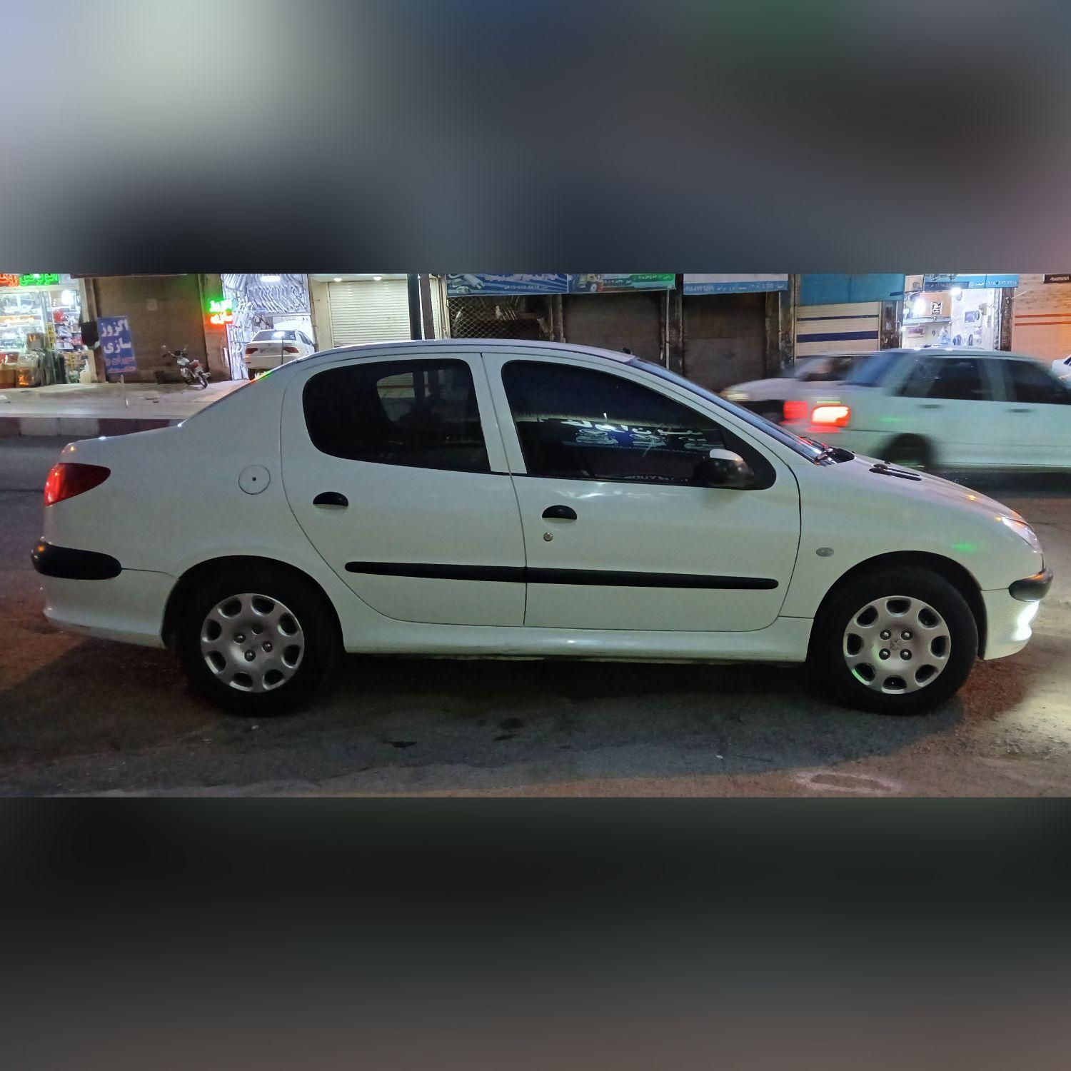 پژو ۲۰۶ صندوق دار v8 - 1395