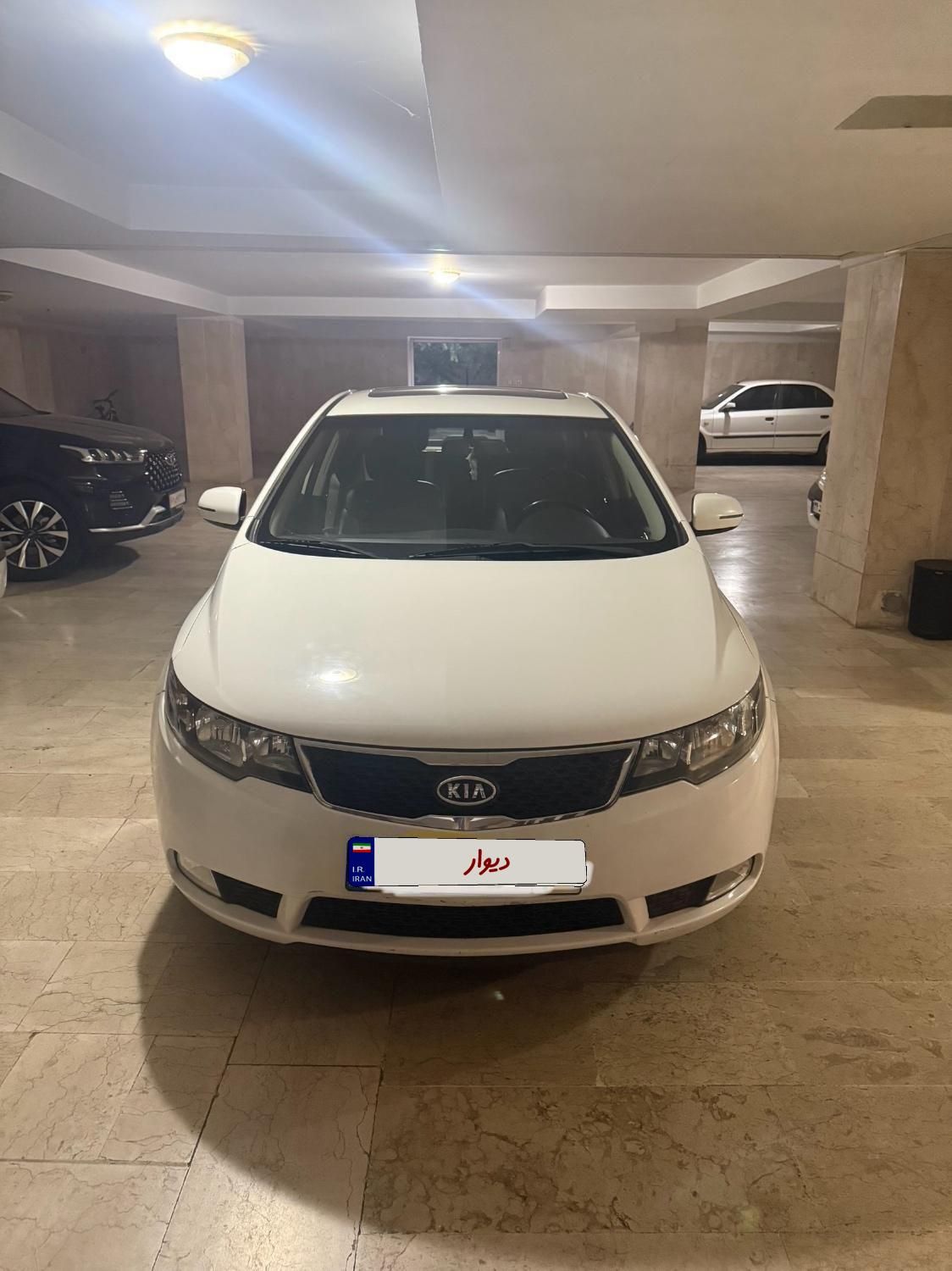 خودرو کیا، سراتو مونتاژ آگهی ann_19384231