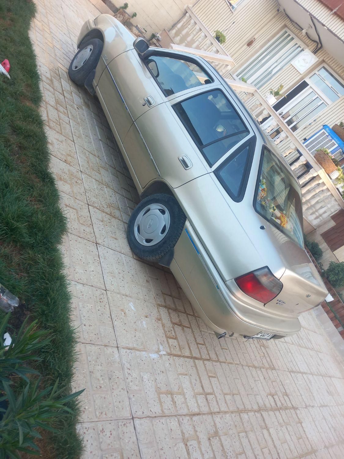 دوو سیلو سدان - 1382