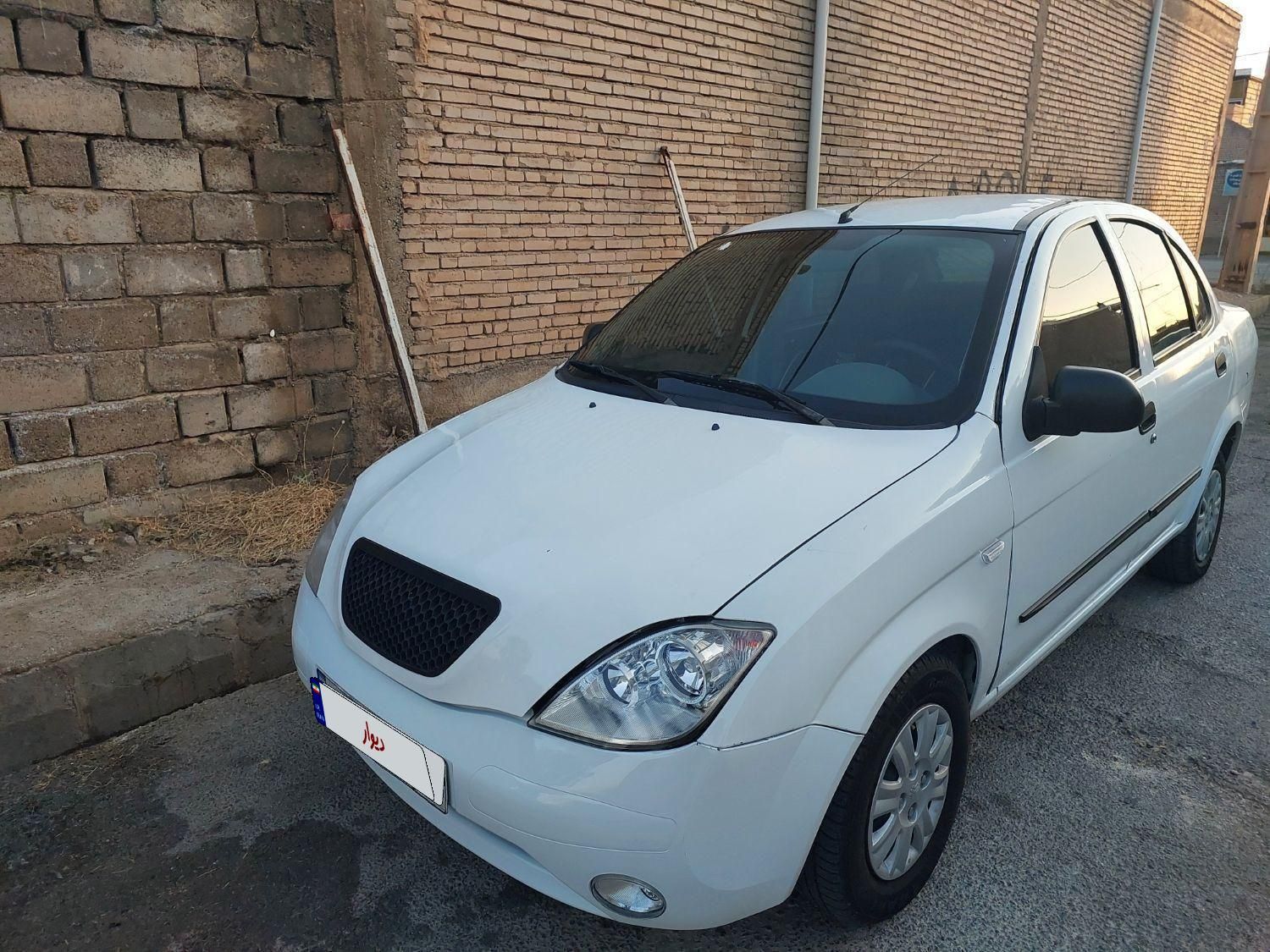 تیبا صندوق دار SX - 1398