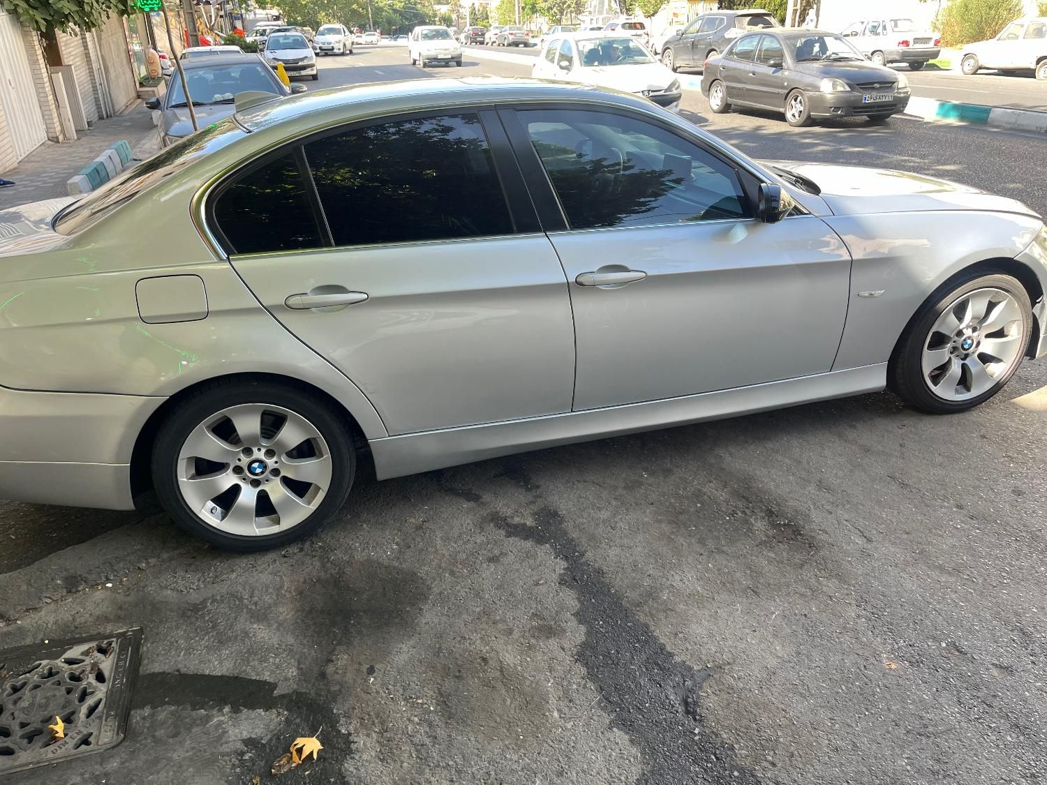 ب ام و سری 3 سدان 325i - 2006