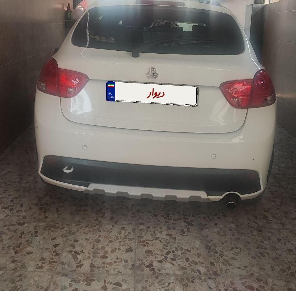 خودرو کوییک، R آگهی ann_19384514