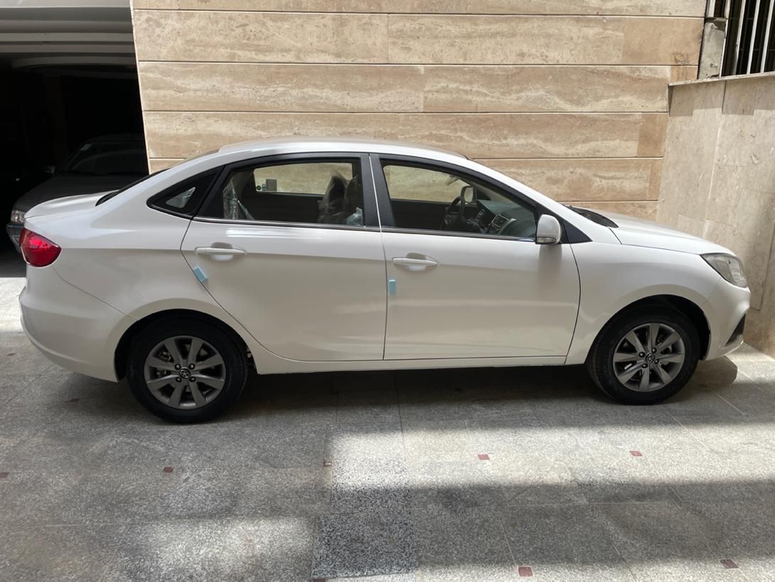 جک J4 اتوماتیک ساده - 1404
