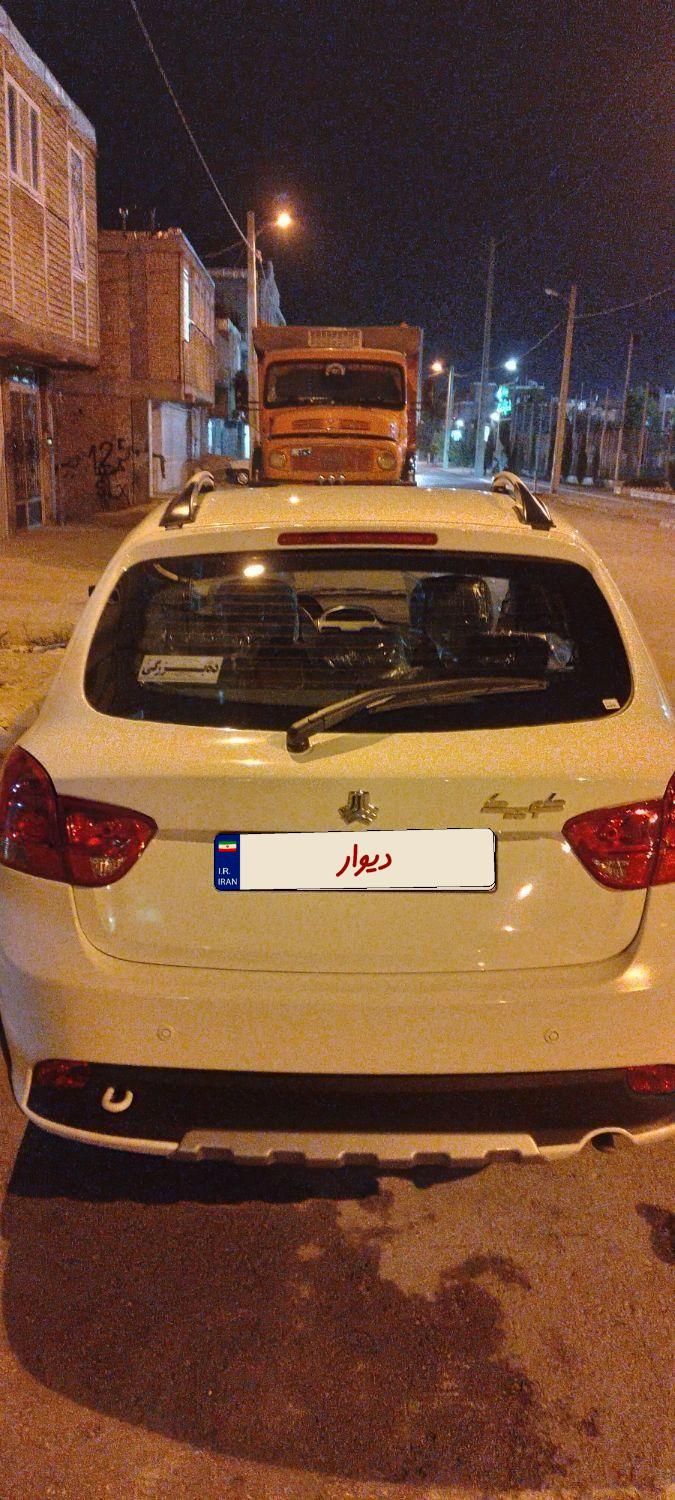خودرو کوییک، S آگهی ann_19384756