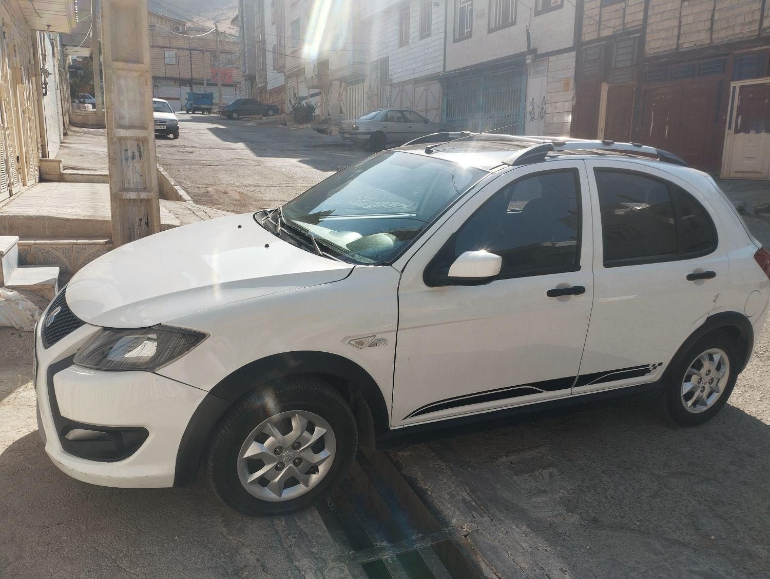 کوییک R دنده‌ای - 1402
