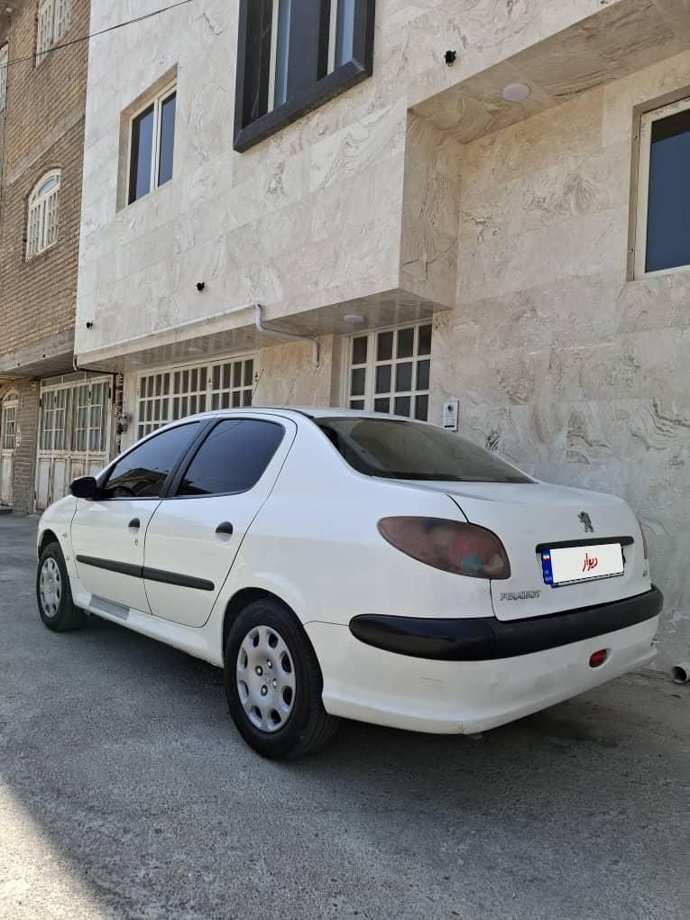 پژو ۲۰۶ صندوق دار v20 - 1388