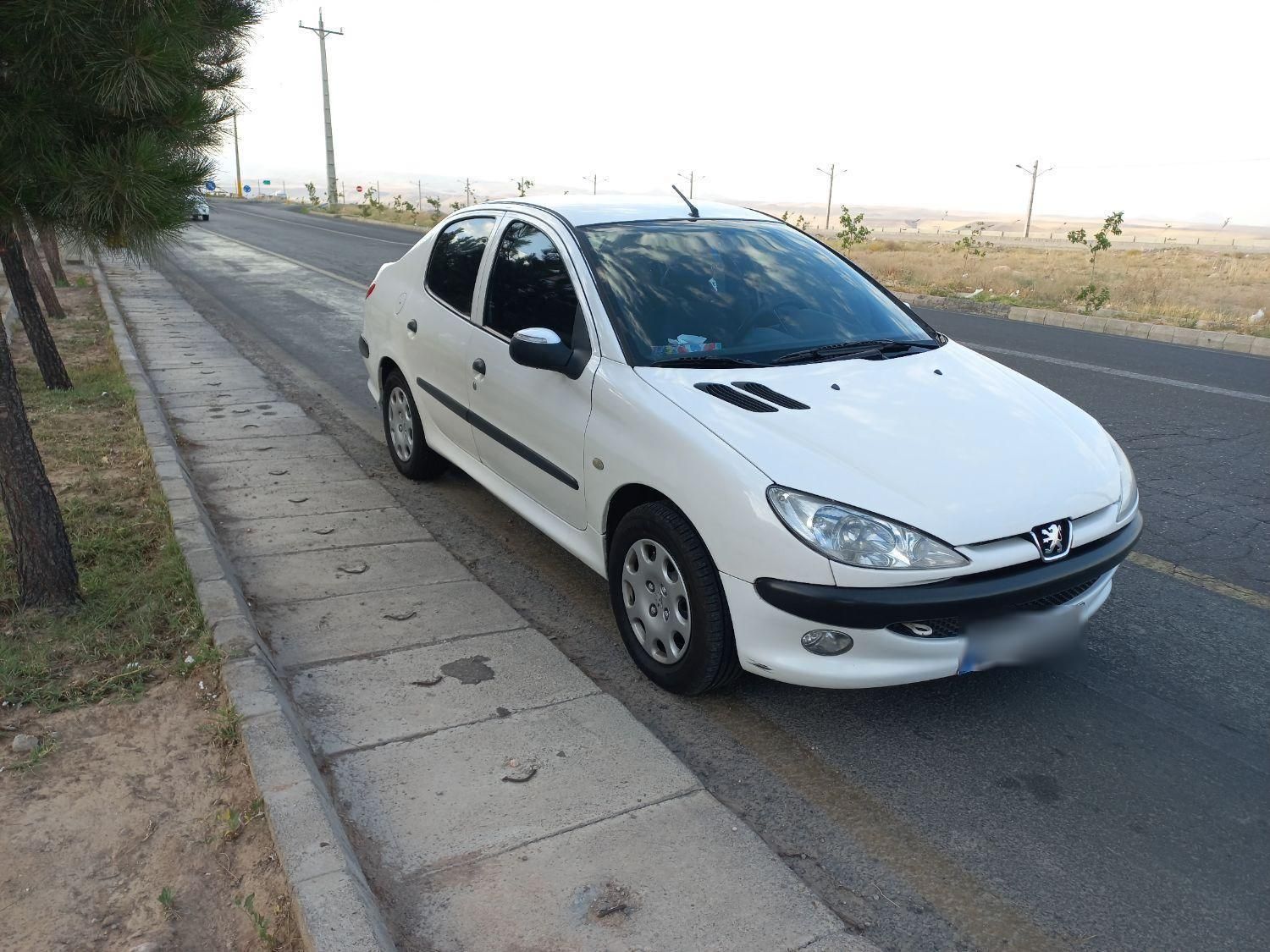 پژو ۲۰۶ صندوق دار v8 - 1387