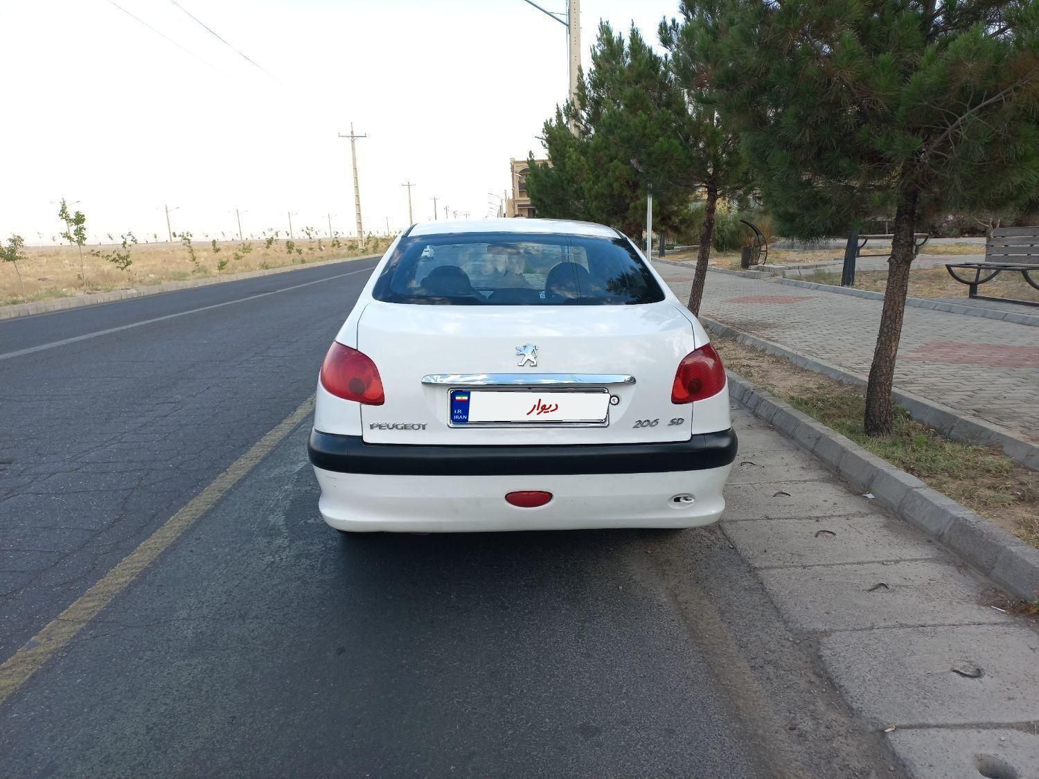 پژو ۲۰۶ صندوق دار v8 - 1387