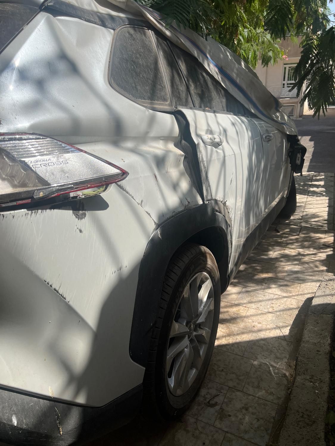 تویوتا کمری XLE - 2024