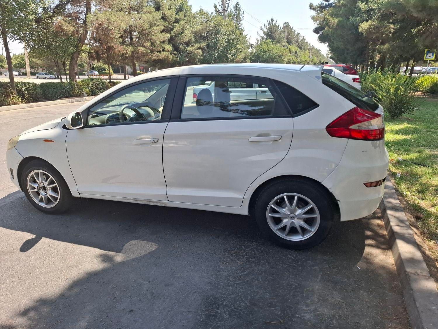 خودرو ام وی ام، 315 هاچ بک آگهی ann_19385707