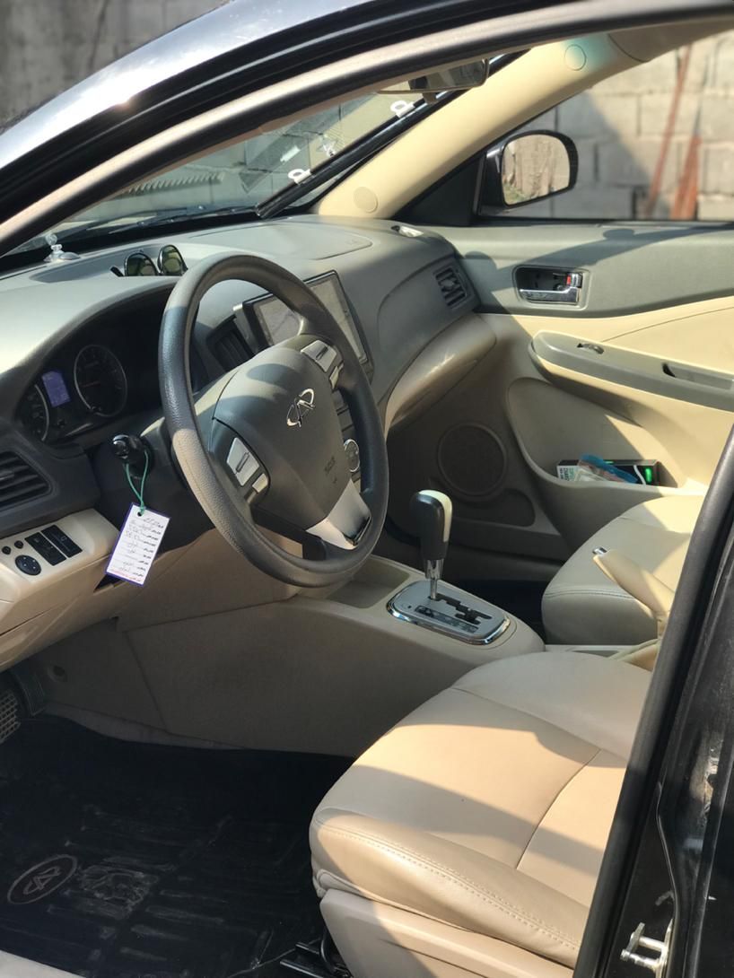 ام وی ام 550 اتوماتیک - 1394