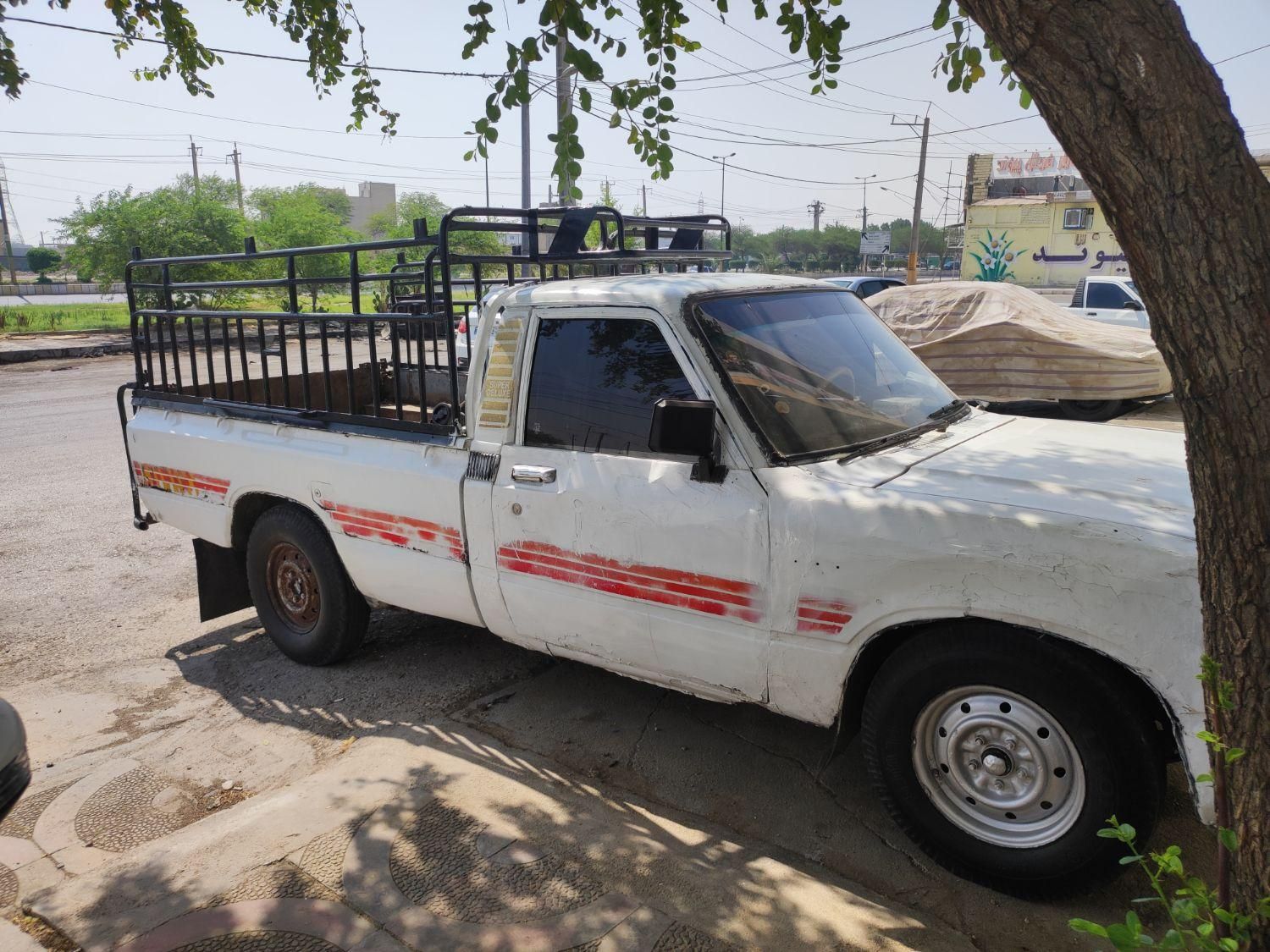تویوتا کمری XLE - 1402