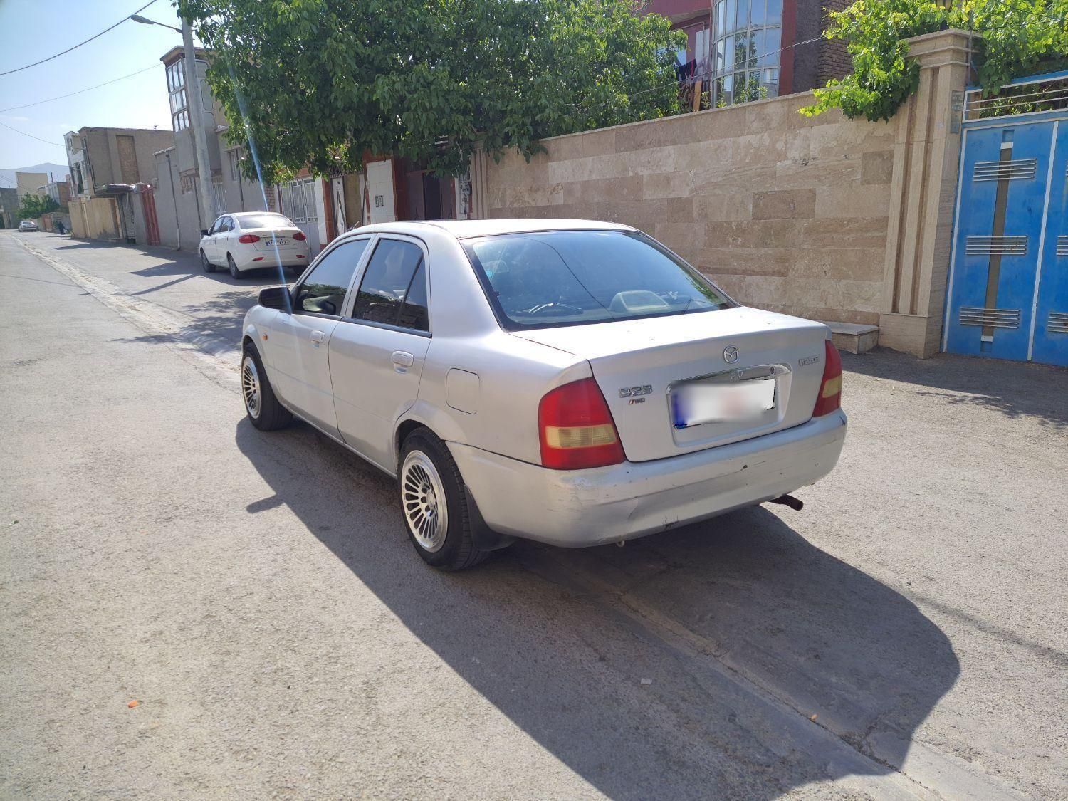 مزدا 323 دنده ای - 1383