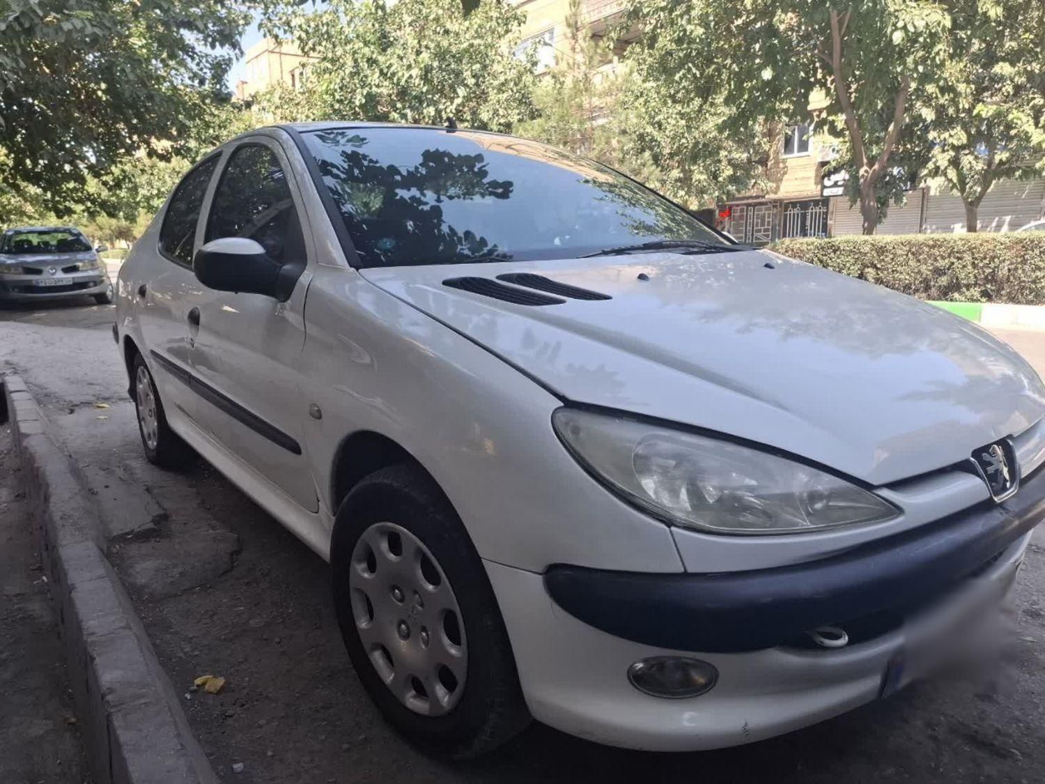 پژو ۲۰۶ صندوق دار v8 - 1395