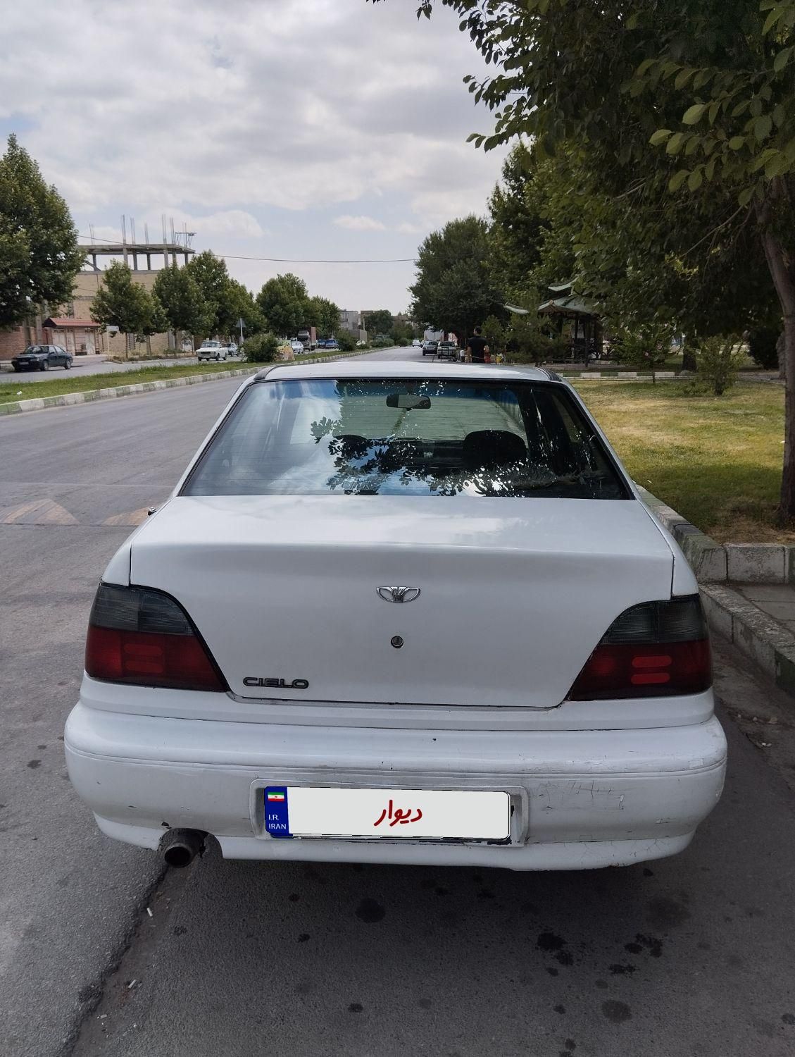 دوو سیلو سدان - 1378