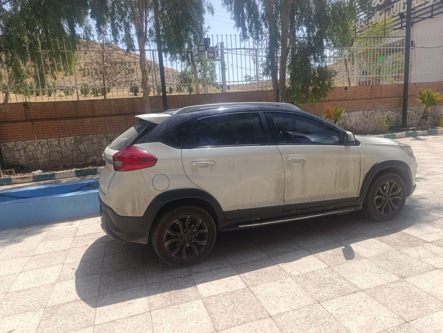 ام وی ام X22 دنده‌ای لاکچری - 1397