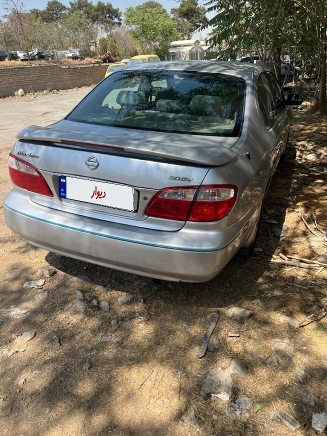 نیسان ماکسیما دنده‌ای - 1381