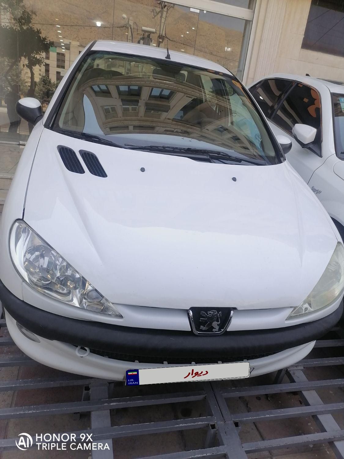 پژو ۲۰۶ صندوق دار v8 - 1395