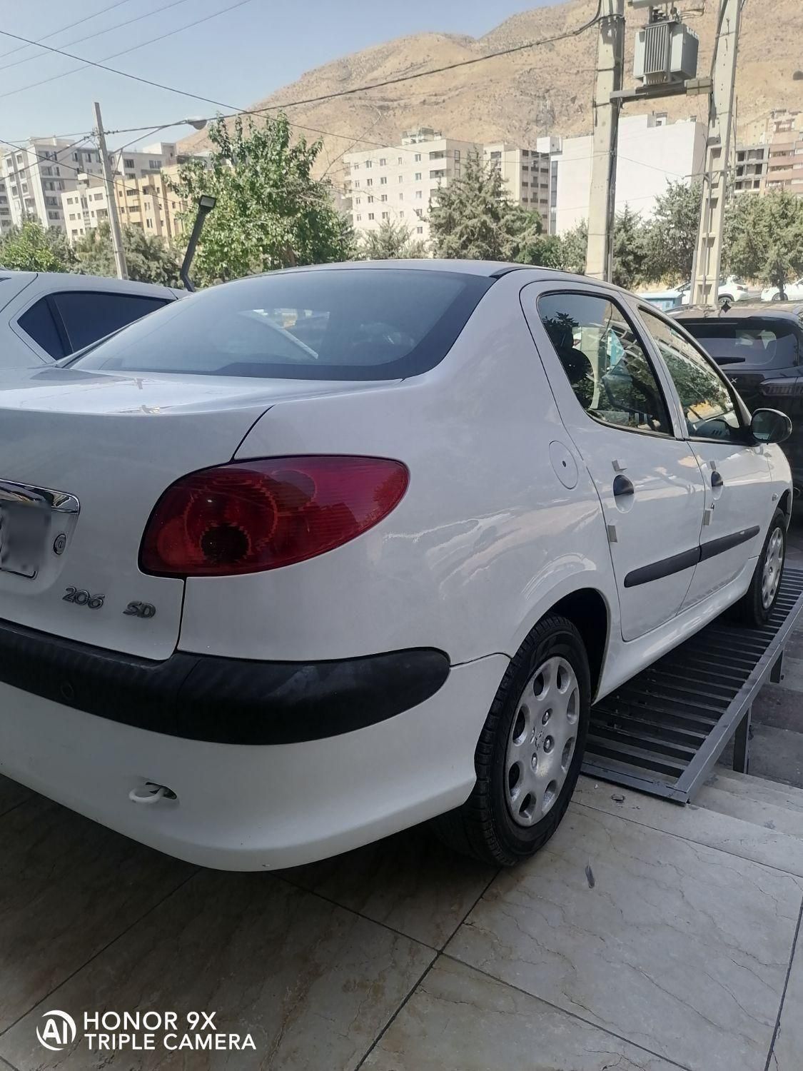 خودرو پژو، ۲۰۶ صندوق دار آگهی ann_19387182