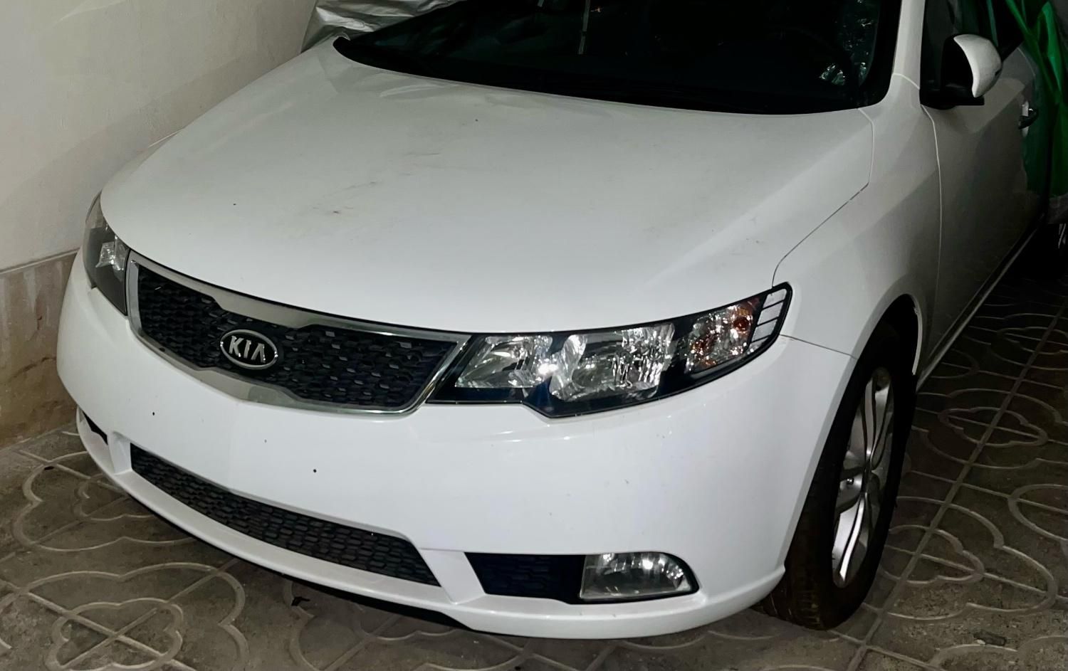 خودرو کیا، سراتو مونتاژ آگهی ann_19387357