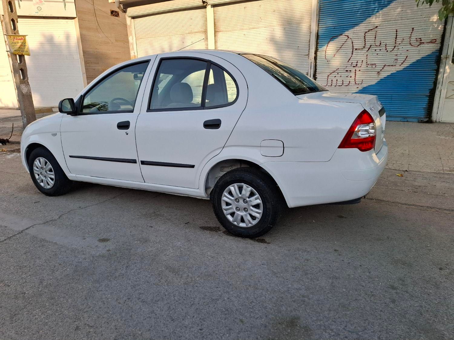 تیبا صندوق دار SX - 1400