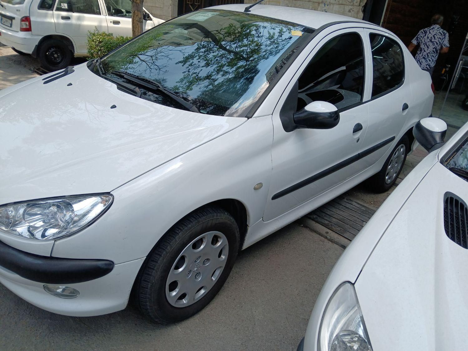 پژو ۲۰۶ صندوق دار v8 - 1397