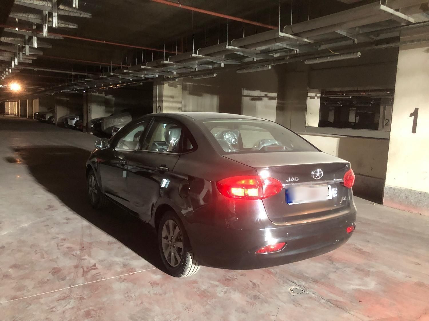 جک J4 اتوماتیک ساده - 1404