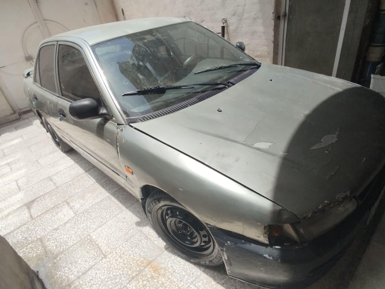 میتسوبیشی لنسر 1.6 لیتر دنده ای - 1992