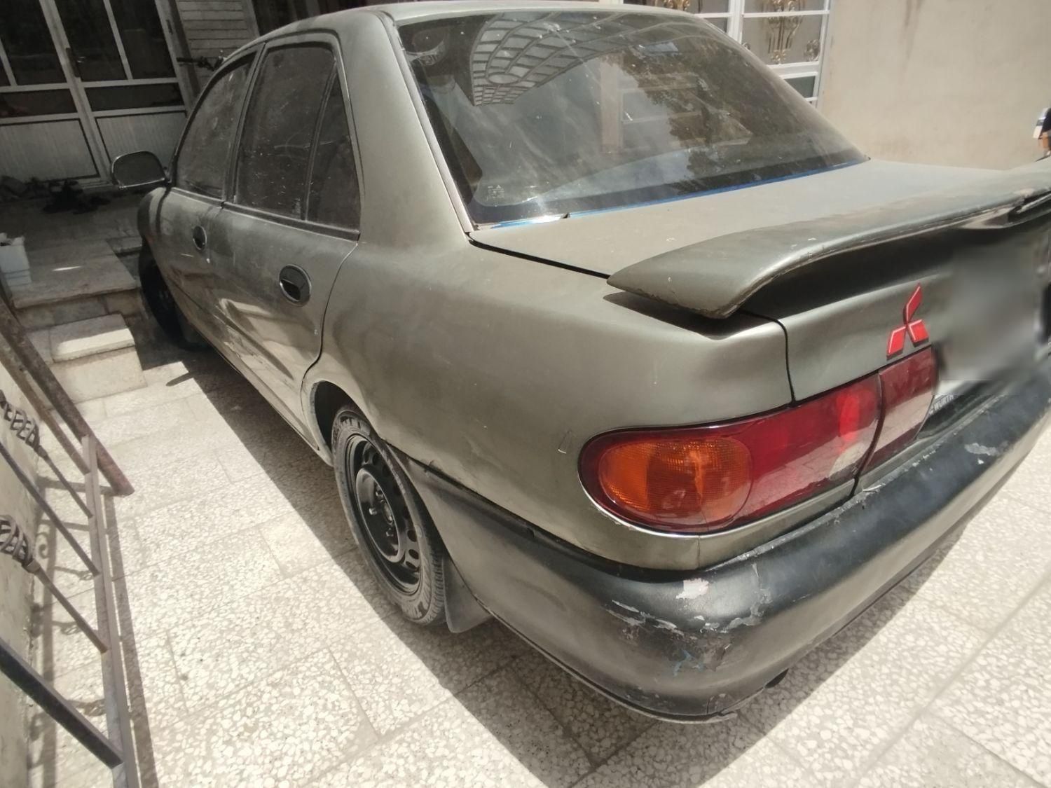 میتسوبیشی لنسر 1.6 لیتر دنده ای - 1992