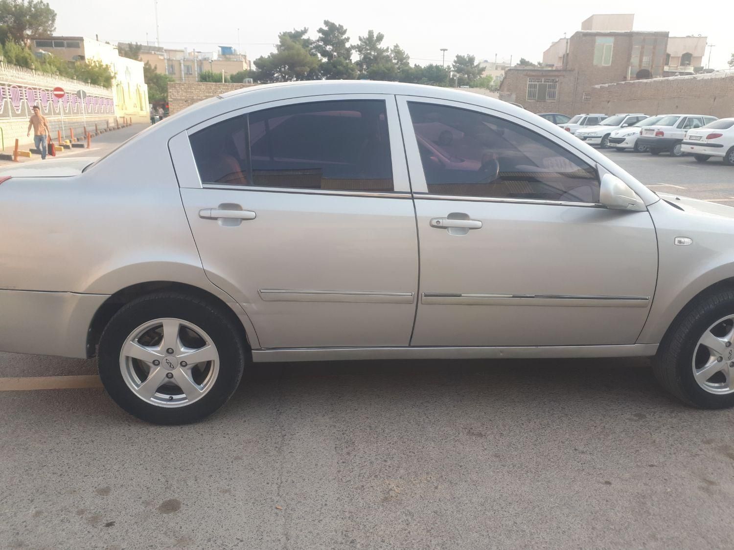 خودرو ام وی ام، 530 آگهی ann_19389561